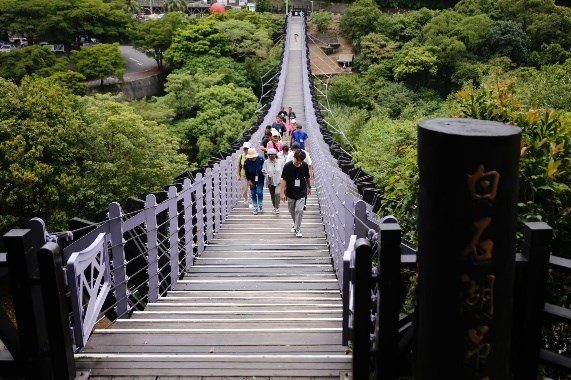 白石湖吊橋